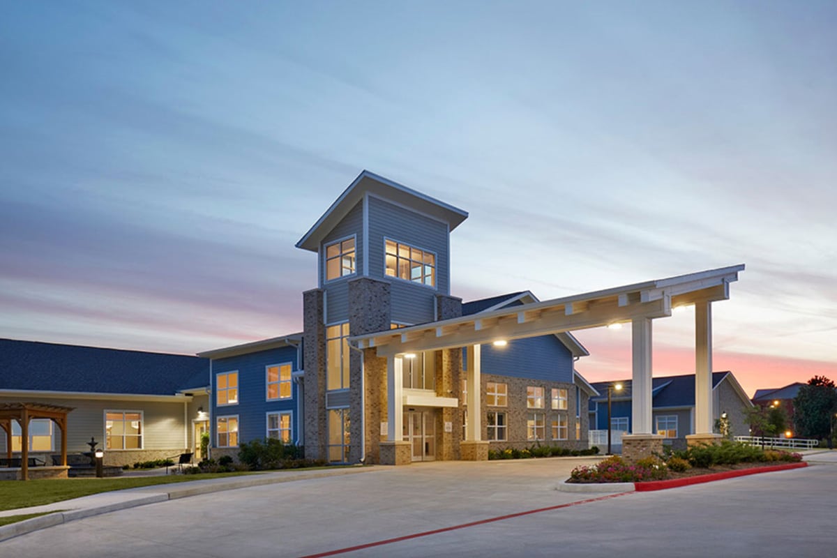 The view of the front of the Houston Transitional Care building